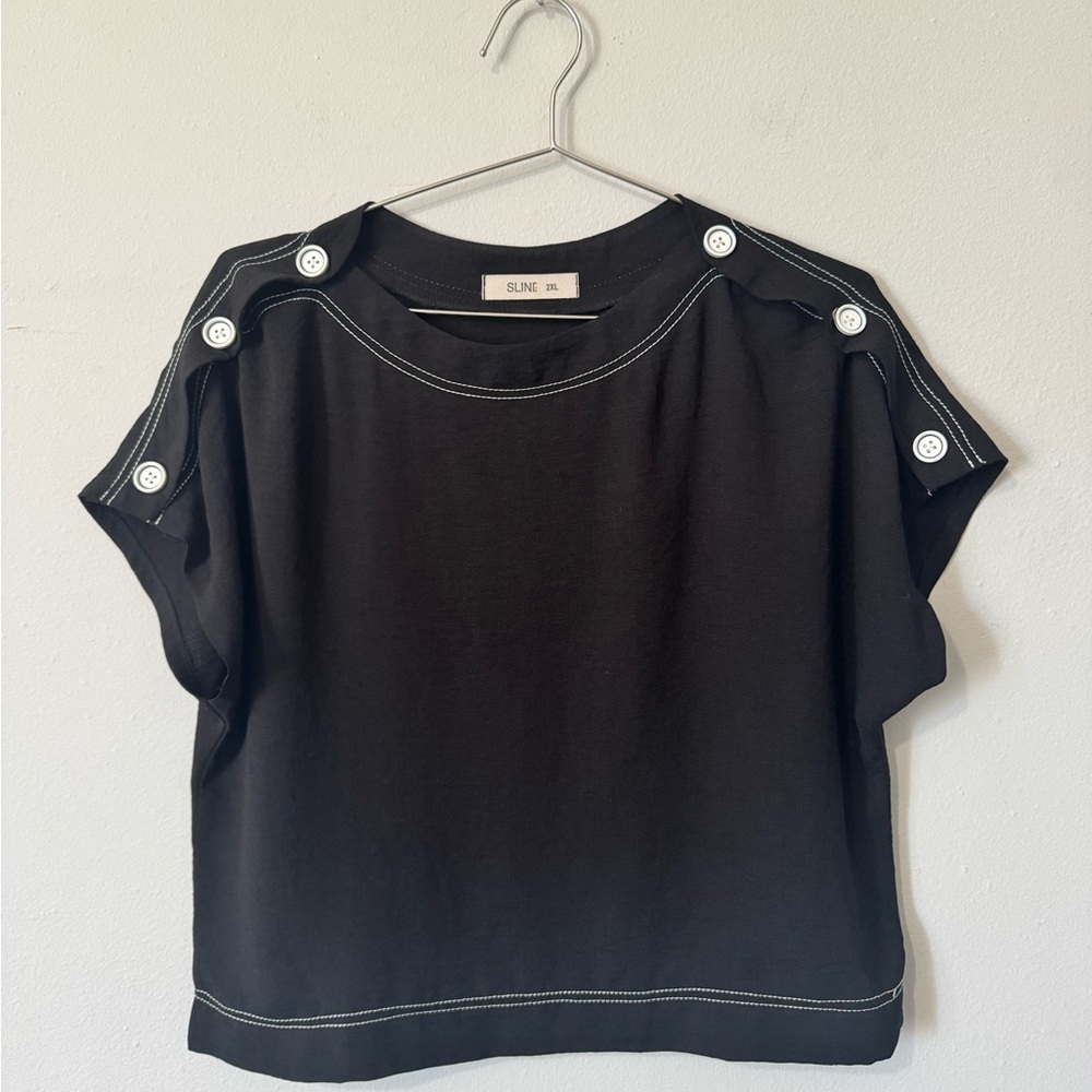SLINE Black Button Top